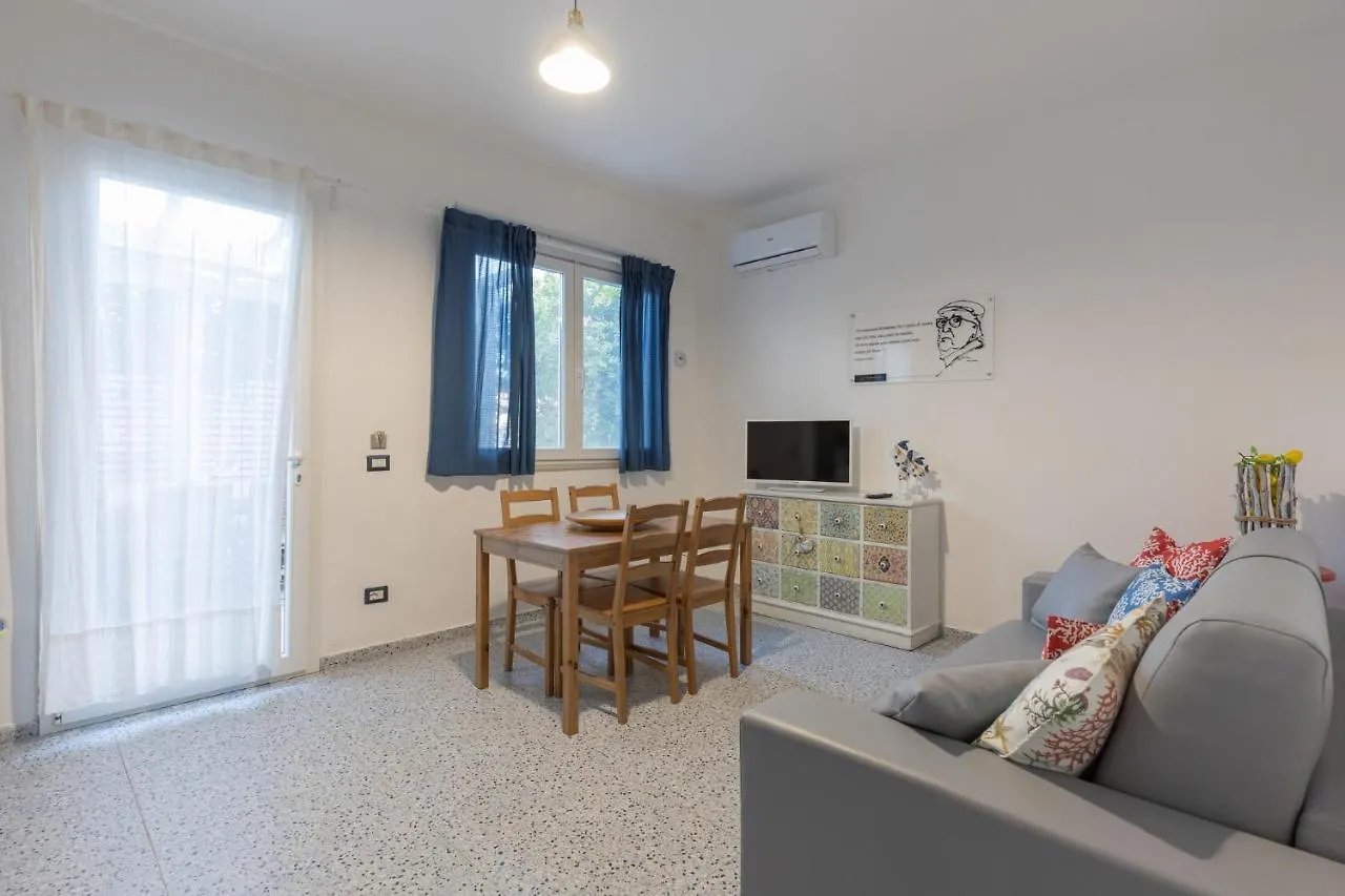 La Scala Suite Realmonte 0*,  Italy