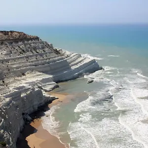  Pensión Baia Dei Turchi Locazione Turistica